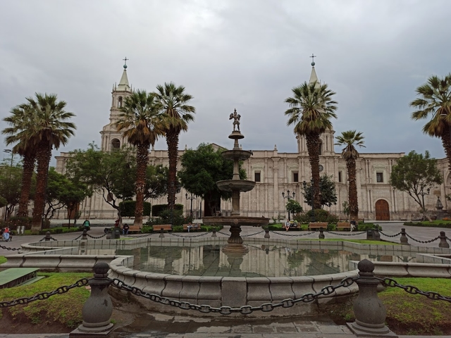 aqp-plaza-de-armas-de-arequipacard-img
