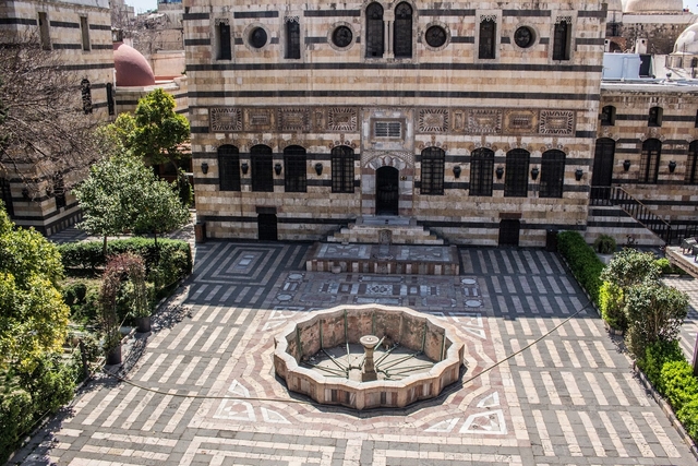 dam-palacio-azmcard-img