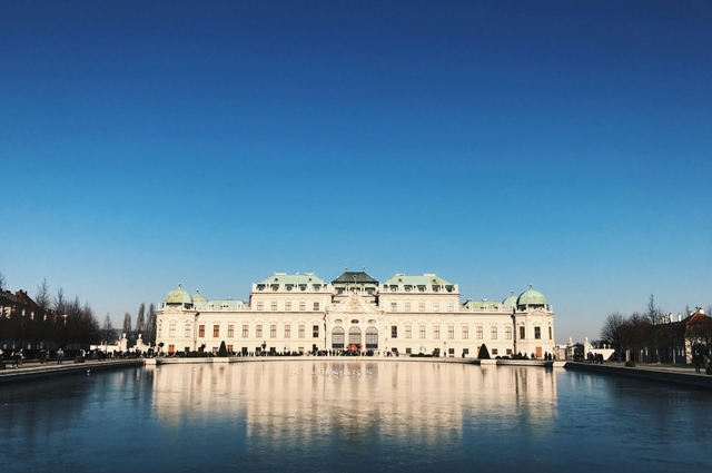 vie-palacio-belvederecard-img