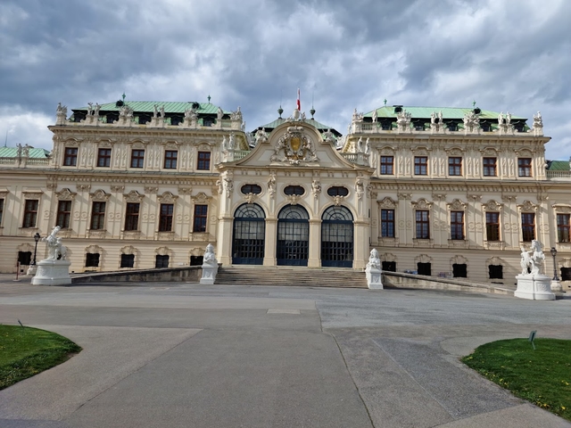 vie-palacio-belvederecard-img