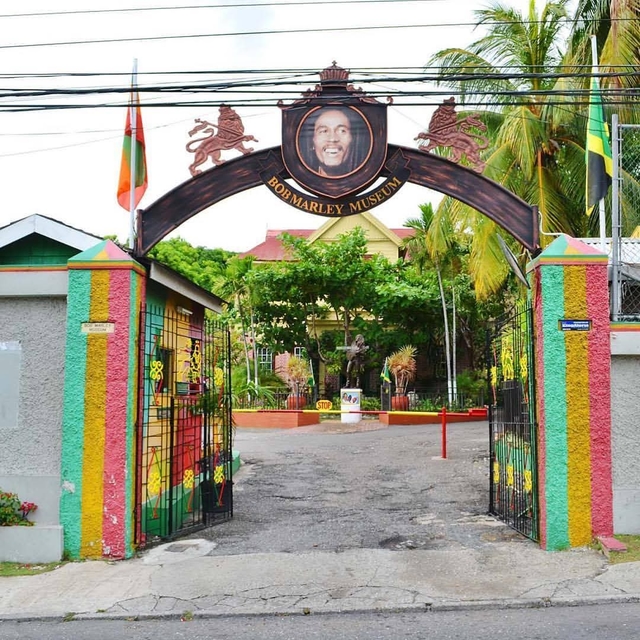 kin-museo-bob-marleycard-img