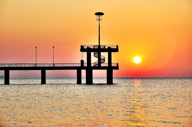boj-muelle-de-burgascard-img