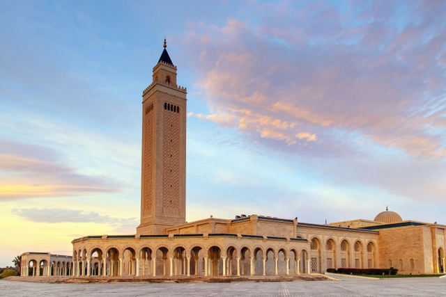 mir-mezquita-bourguibacard-img
