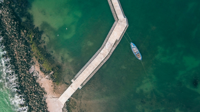 boj-muelle-de-burgascard-img