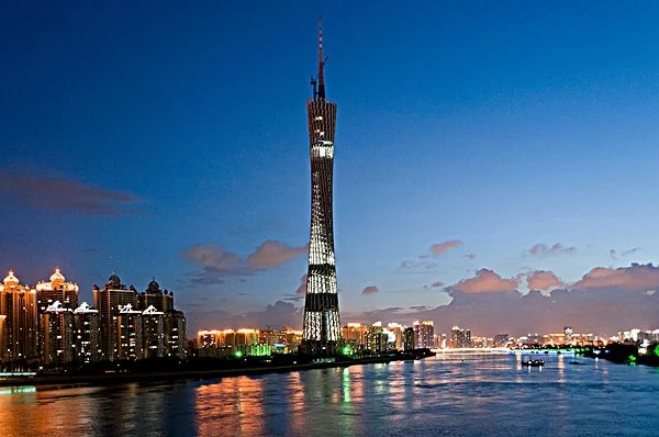 can-torre-de-cantóncard-img