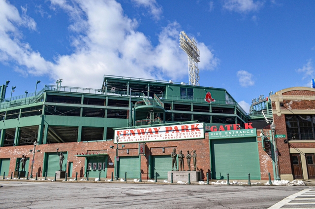 bos-fenway-parkcard-img