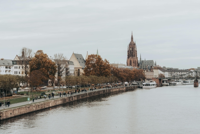 fra-catedral-de-frankfurtcard-img