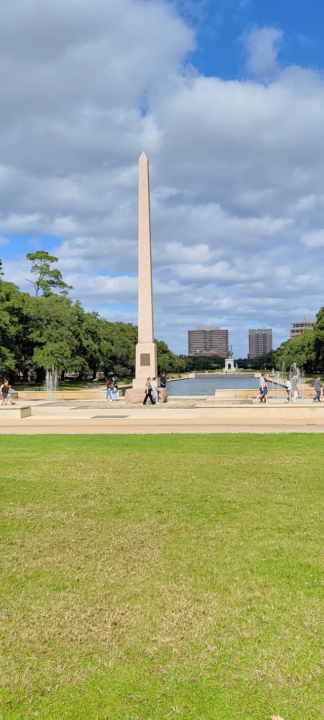 hou-parque-hermanncard-img