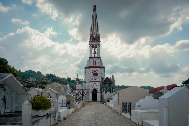 uio-iglesia-de-san-franciscocard-img