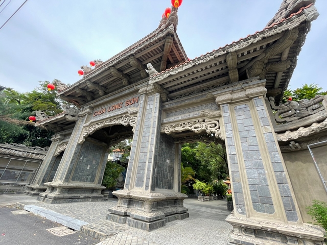 nha-pagoda-de-long-soncard-img