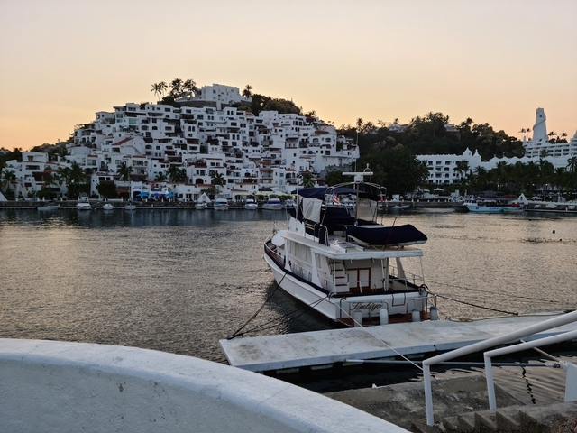 zlo-marina-de-manzanillocard-img