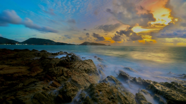 hkt-playa-patongcard-img