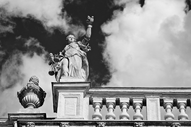trn-piazza-castellocard-img