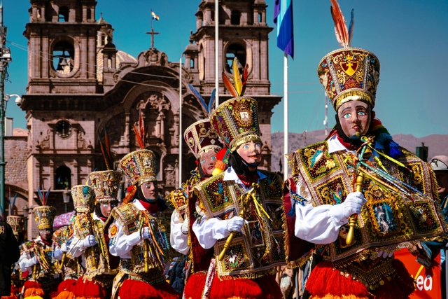 pcl-plaza-de-armas-de-pucallpacard-img