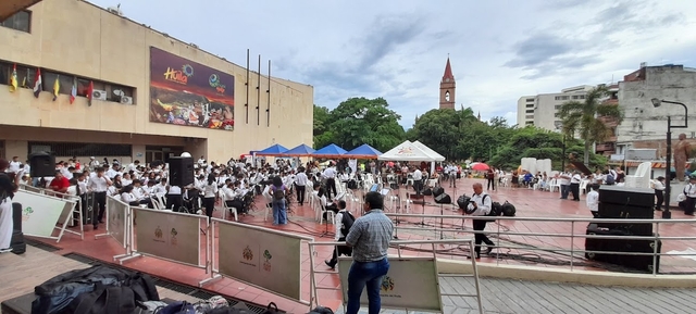 nva-plaza-de-banderascard-img
