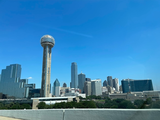 dfw-torre-reunioncard-img