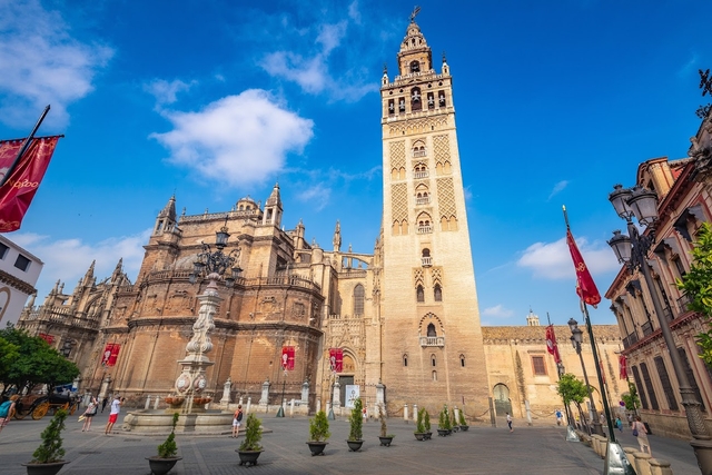 svq-catedral-de-sevillacard-img