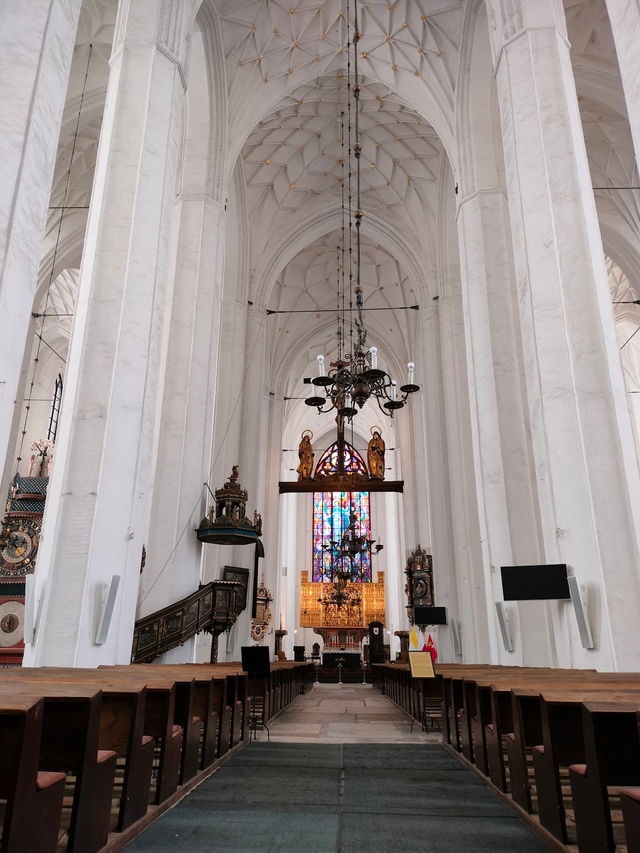 gdn-iglesia-de-santa-maríacard-img
