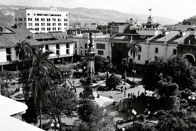 uio-teleférico-de-quitocard-img