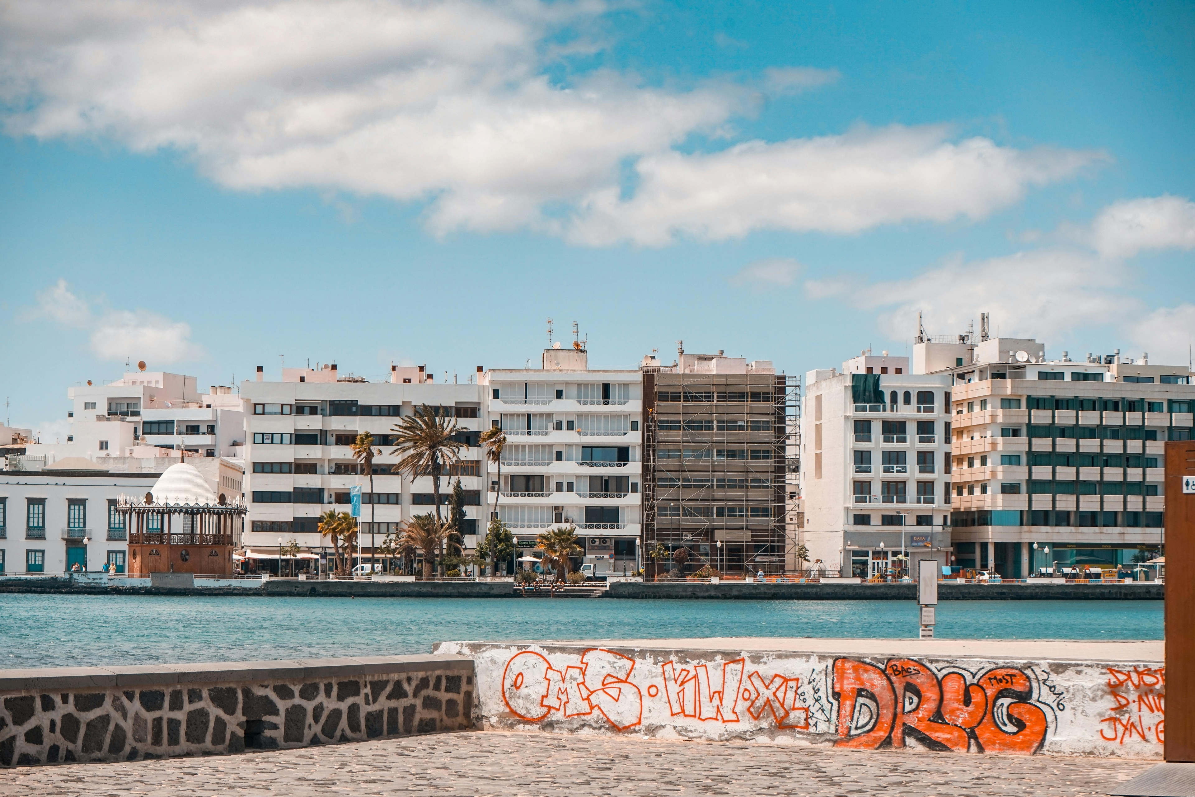 Madrid-Fuerteventura-main-image