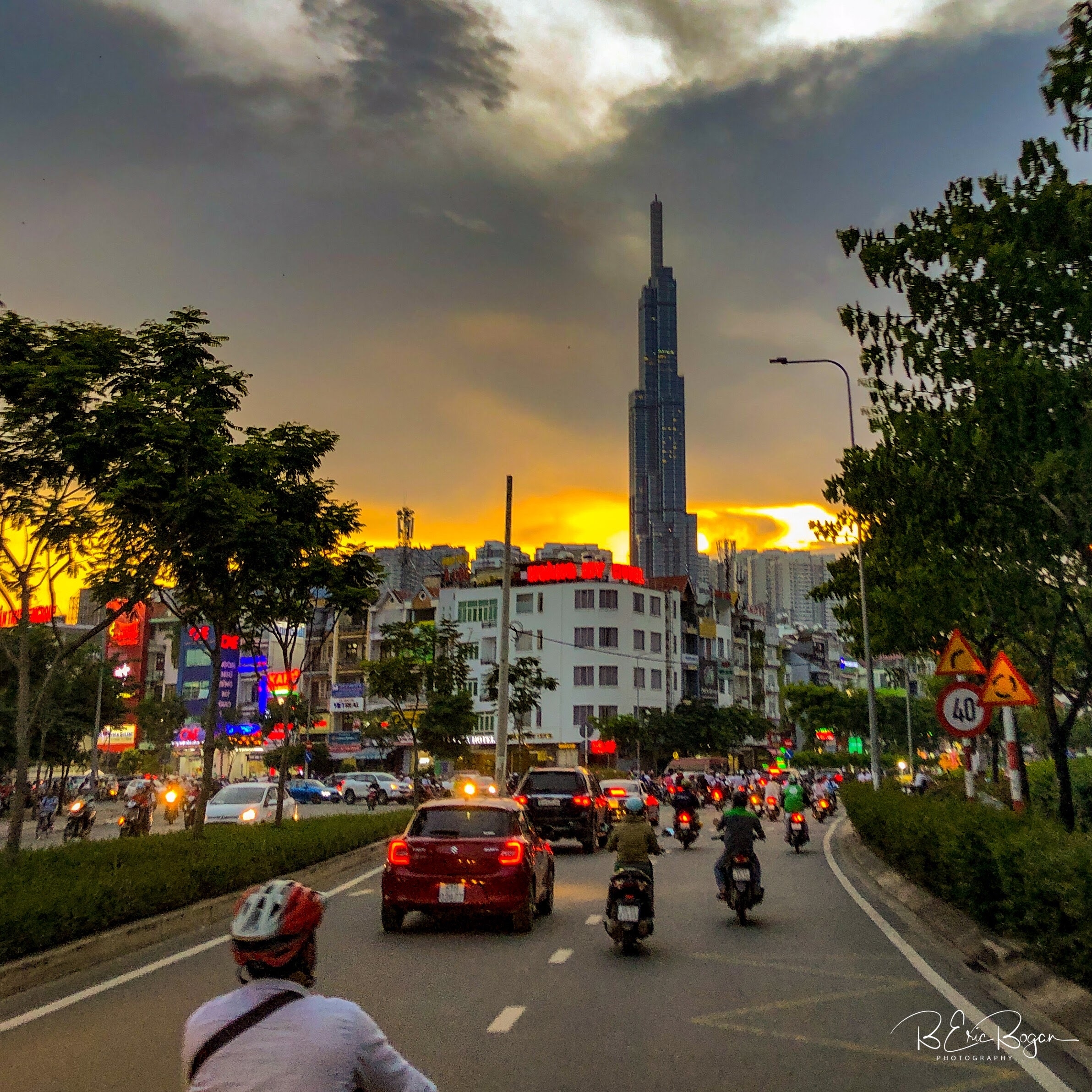 Wichita-Ciudad Ho Chi Minh-main-image