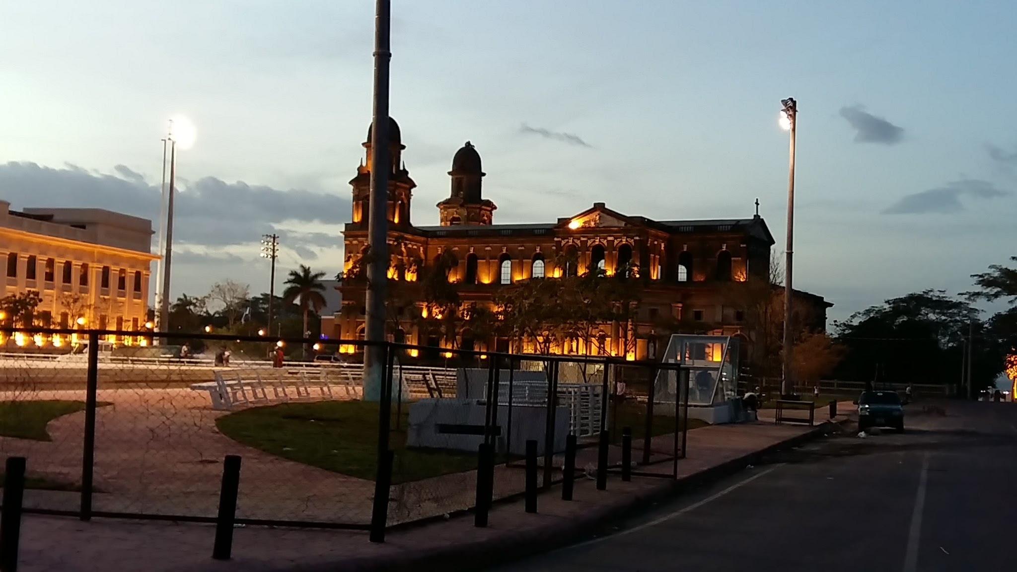 Miami-Managua-main-image