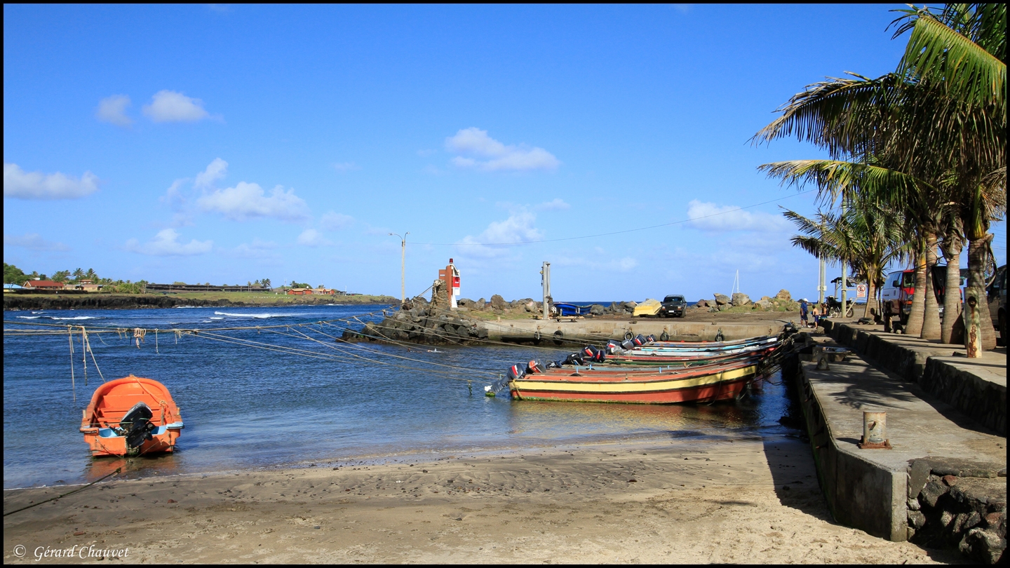 Montevideo-Isla de Pascua-main-image