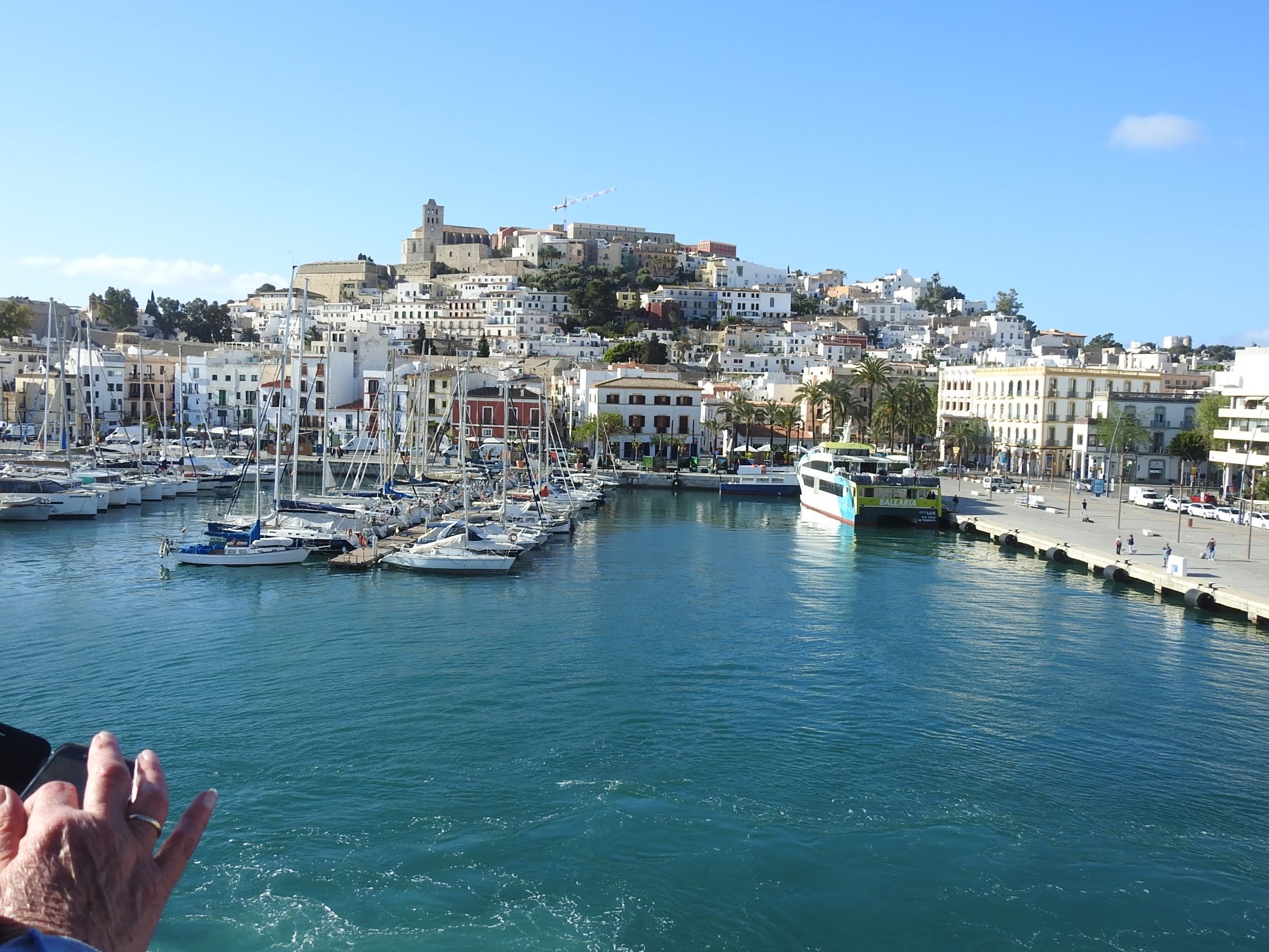 Valencia-Ibiza-main-image