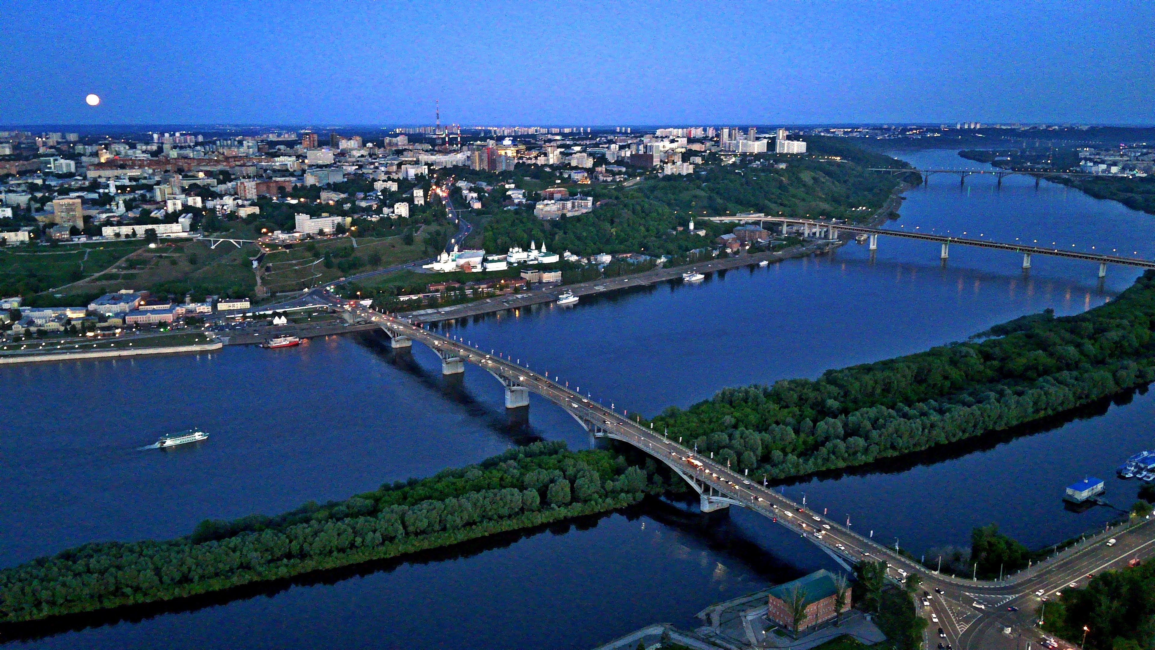 Ushuaia-Nizhniy Novgorod-main-image