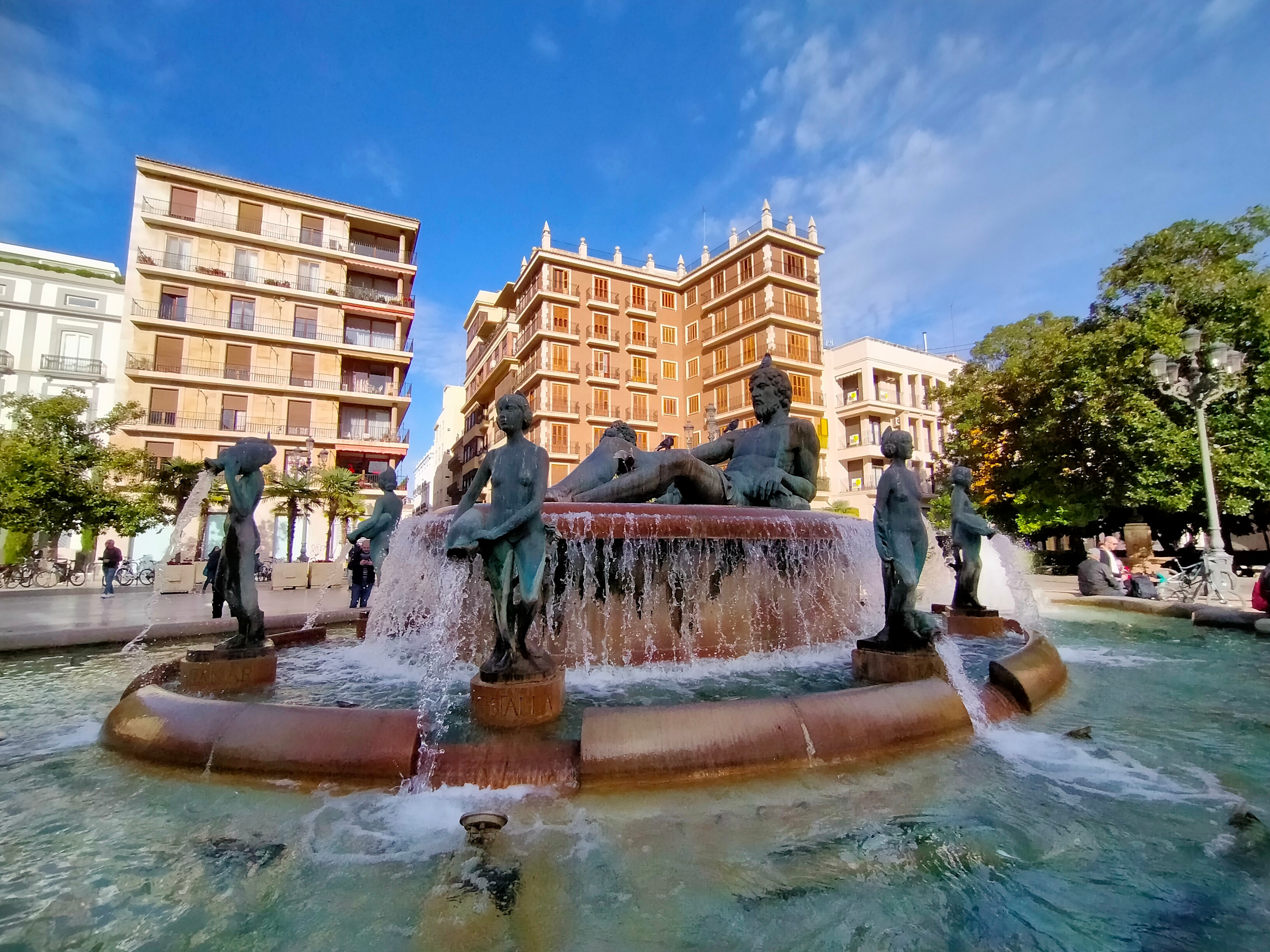 Santiago de Compostela-Valencia-main-image