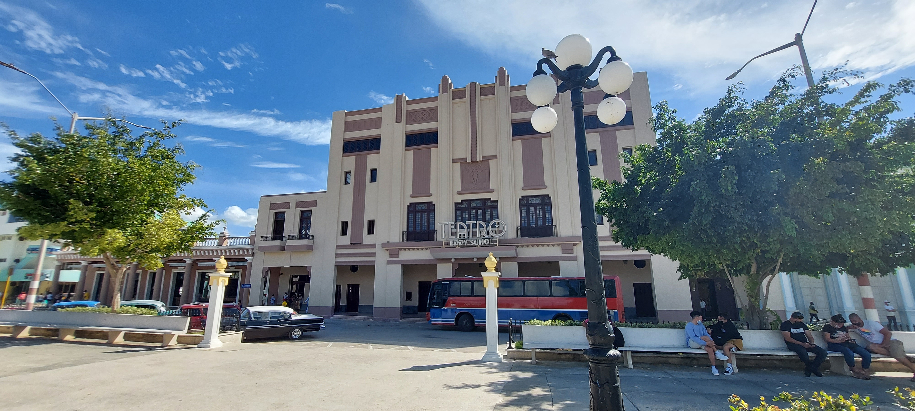 Guadalajara-Holguin-main-image