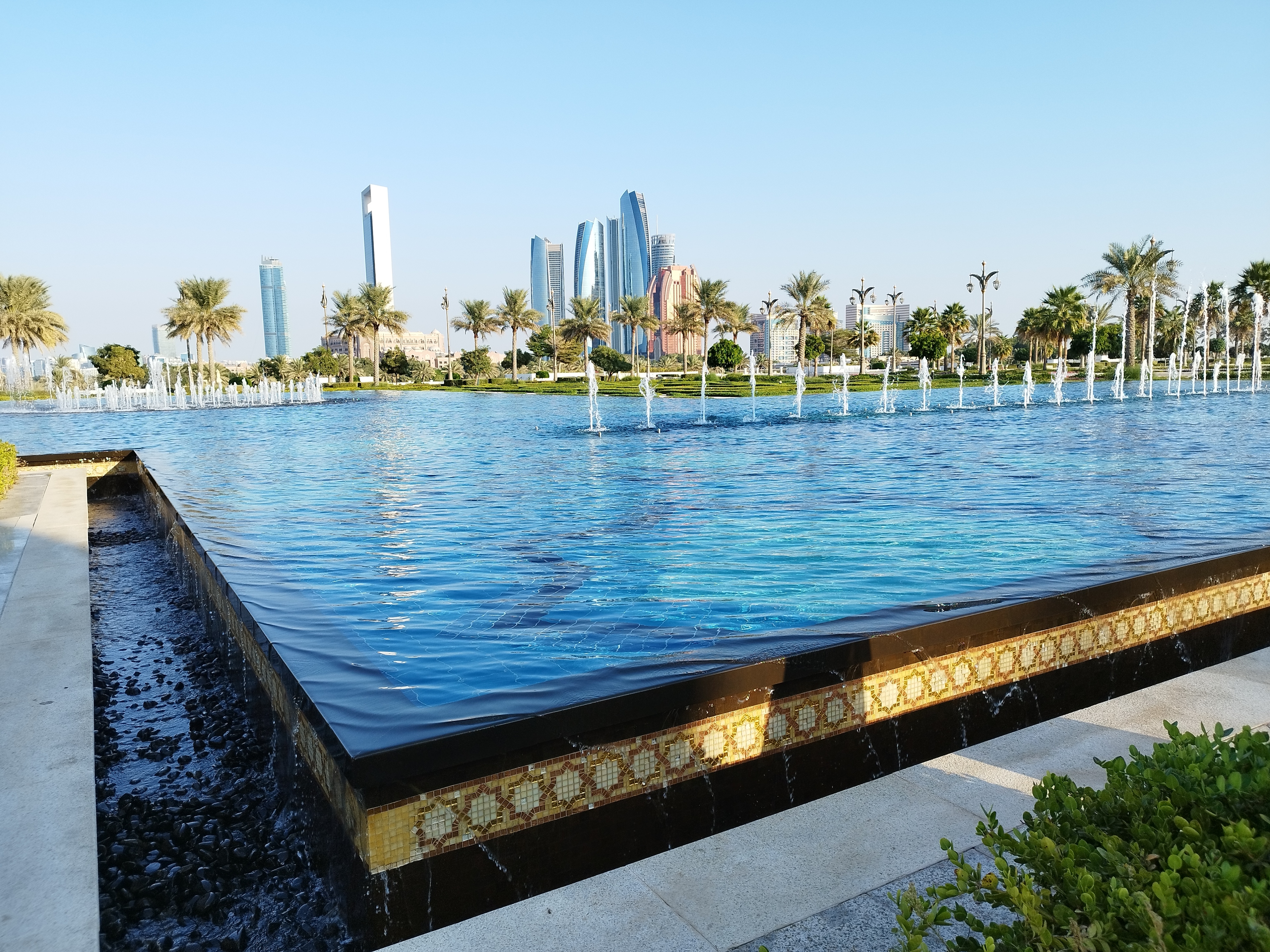 Seúl-Abu Dhabi-main-image
