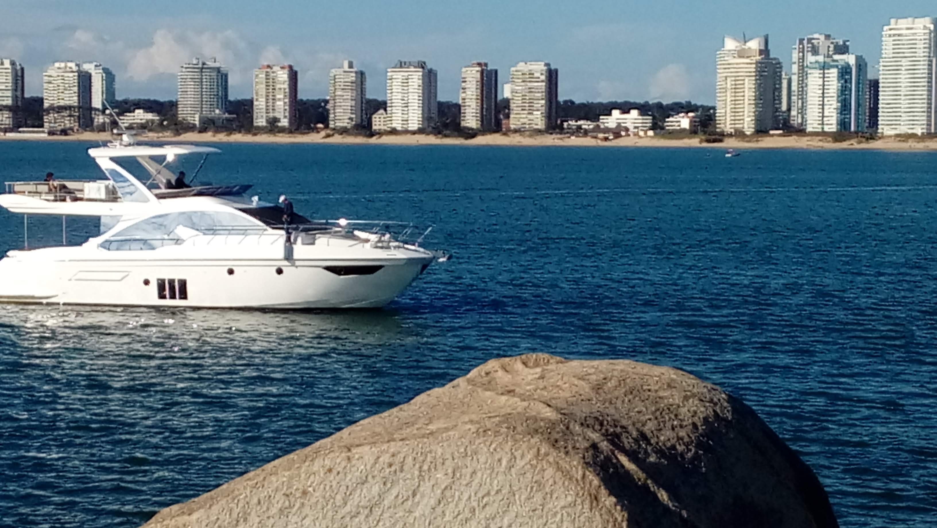 Lima-Punta del Este-main-image