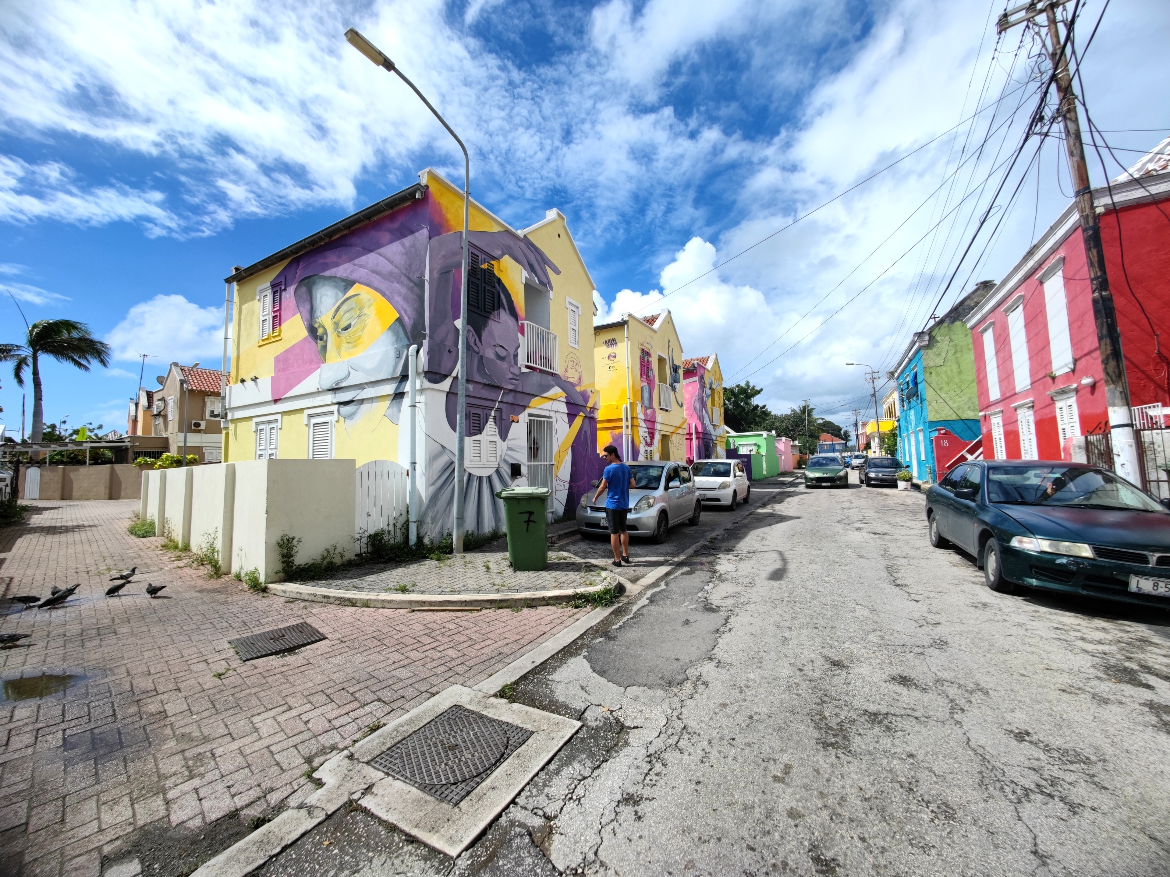 Caracas-Willemstad-main-image