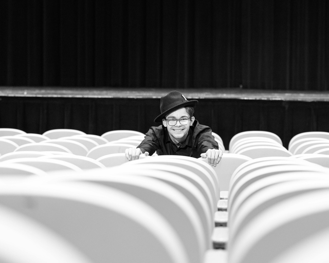 cek-teatro-académico-de-drama-de-chelyabinskcard-img