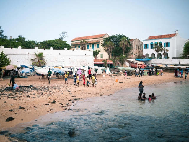 dkr-isla-de-goréecard-img