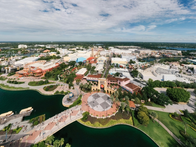 orl-universal-studios-orlandocard-img